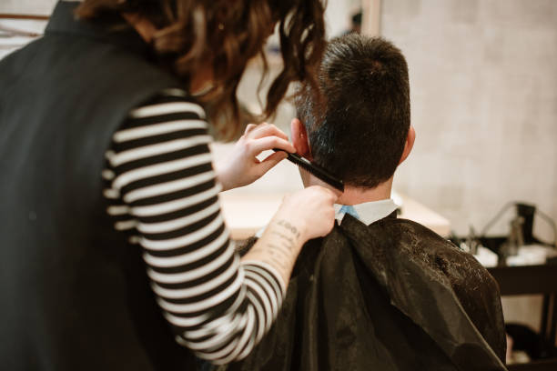 Coupe homme et barbe soignées